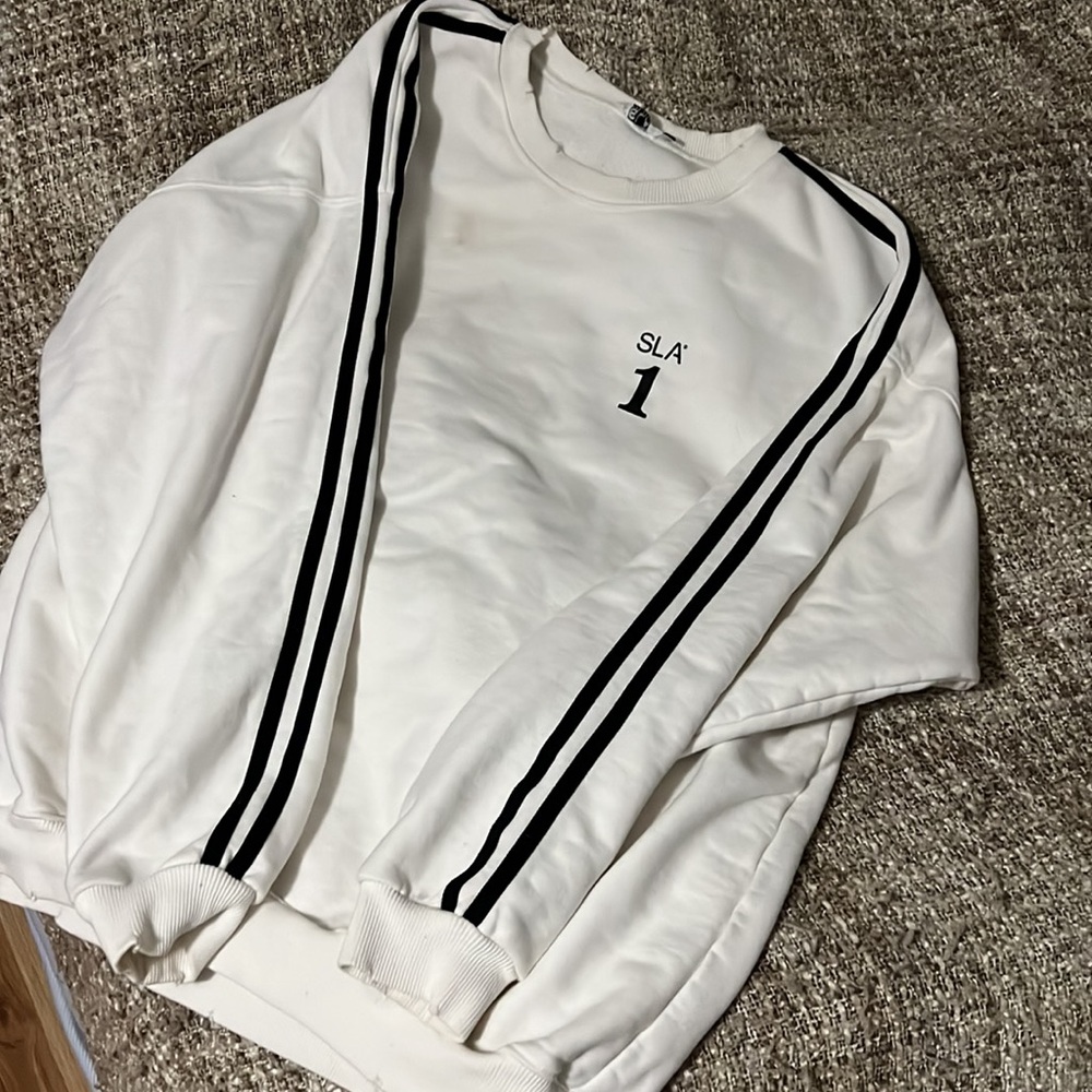 Crew neck
